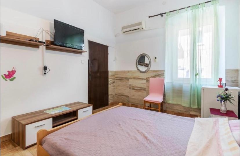 Two Room Eva Pula Luaran gambar